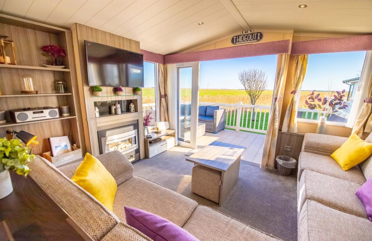 Sea 'N' Stars Platinum Plus Holiday Home With Views, Free Wifi And Netflix Camber 外观 照片