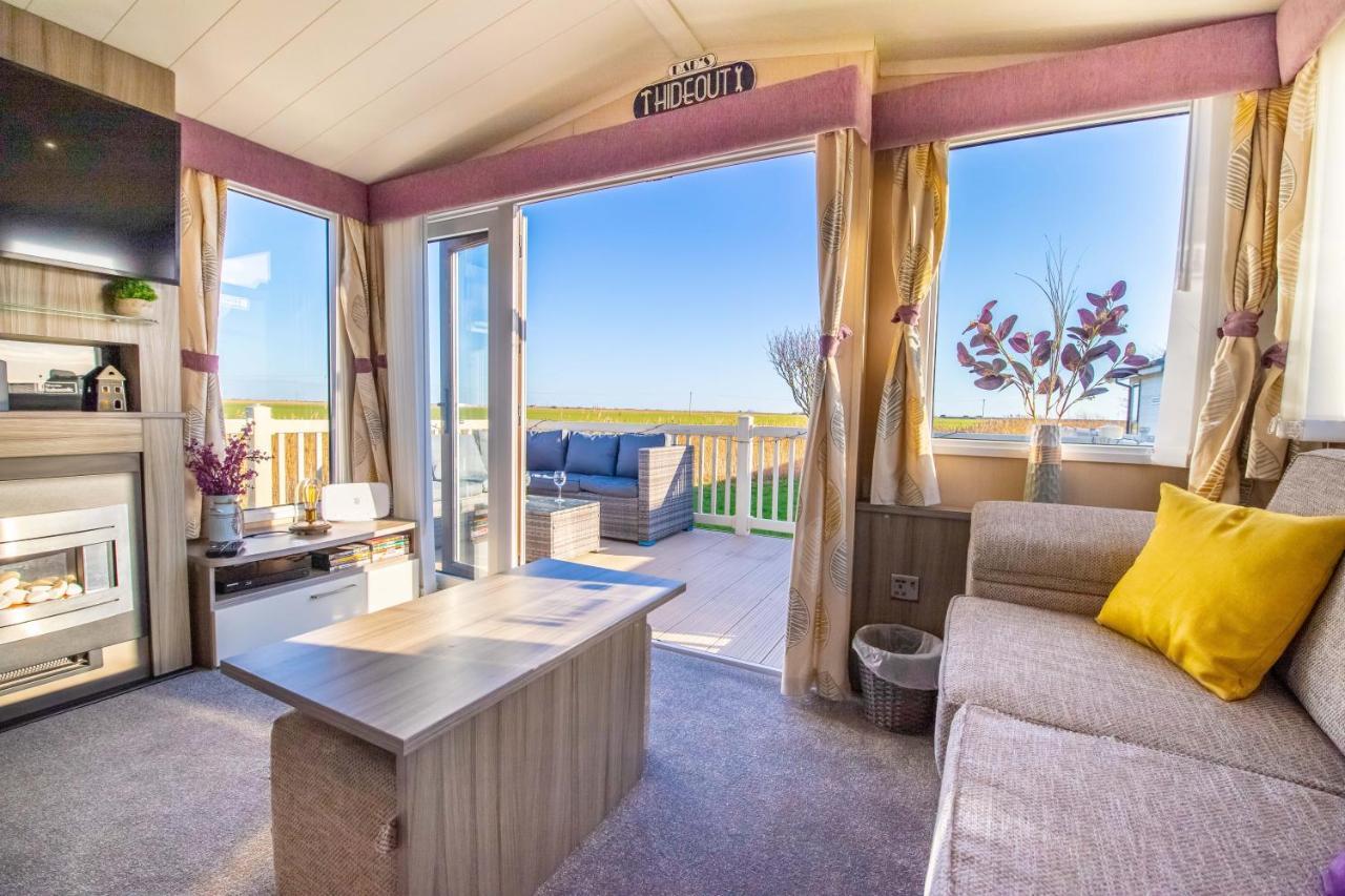Sea 'N' Stars Platinum Plus Holiday Home With Views, Free Wifi And Netflix Camber 外观 照片